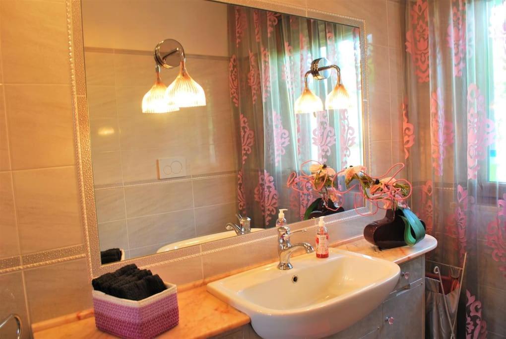 Apartamento Sunny Courtyard Piombino Exterior foto