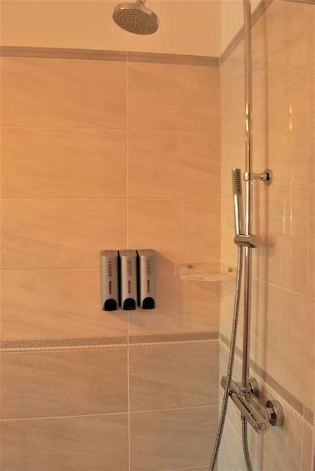 Apartamento Sunny Courtyard Piombino Exterior foto