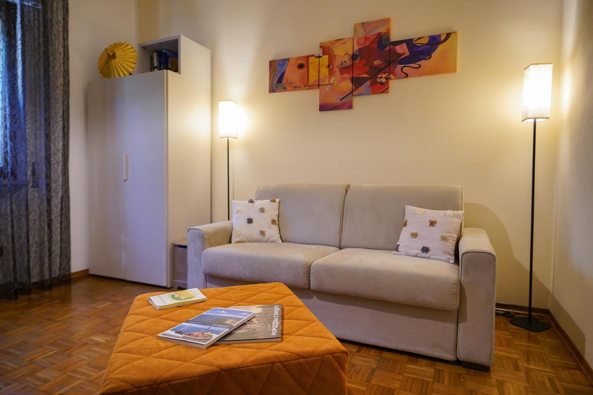 Apartamento Sunny Courtyard Piombino Exterior foto
